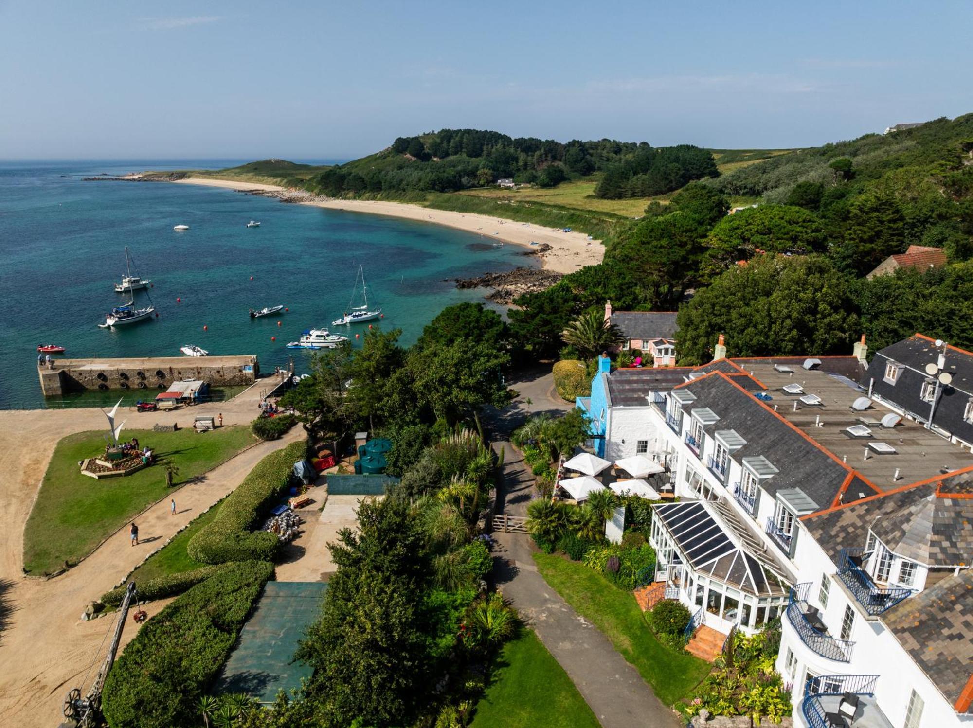 The White House Hotel Herm Exterior photo